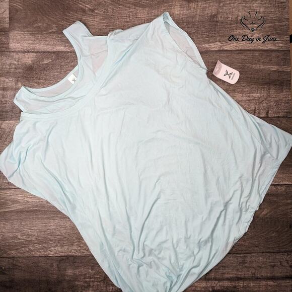 Xersion Plus Size Round Neck Short Sleeve T-Shirt Size 2X - Picture 1 of 2